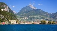 Lake Garda: A popular destination for day trips