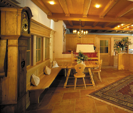 Typisch Südtirol: Die gemütlichen Stuben des Hotel Tenz
